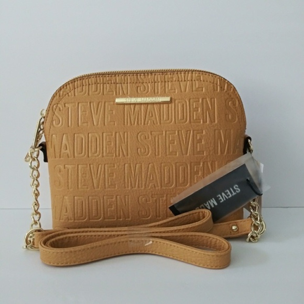 🌸Steve Madden Domed NWT Y Crossbody 🌸